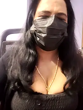 mallu-lover online show from 11/02/25, 02:11