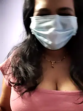 mallu-lover online show from 11/30/25, 11:11