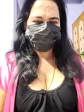 mallu-lover online show from 10/30/25, 01:37