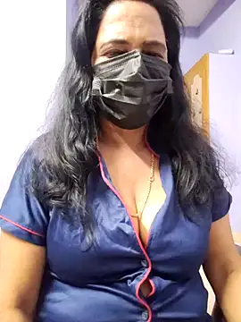 mallu-lover online show from 11/04/25, 04:22