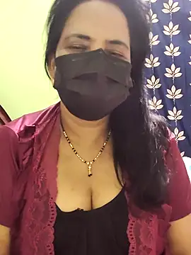 mallu-lover online show from 10/11/25, 05:36