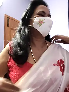 mallu-lover online show from 11/21/25, 01:59