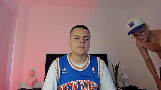 NoahLux online show from 09/18/25, 08:12