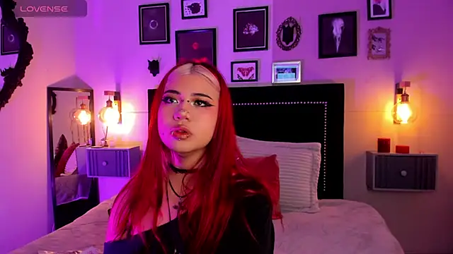 pinkk deemon online show from 04/05/26, 01:07