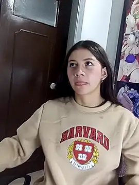 CharlotteSex  online show from 09/29/25, 11:05