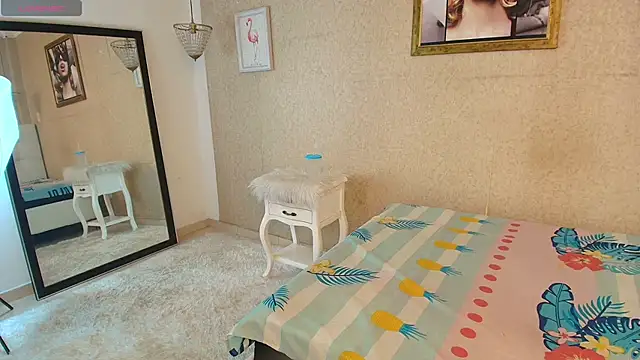 Miladiosa online show from 12/20/25, 01:14