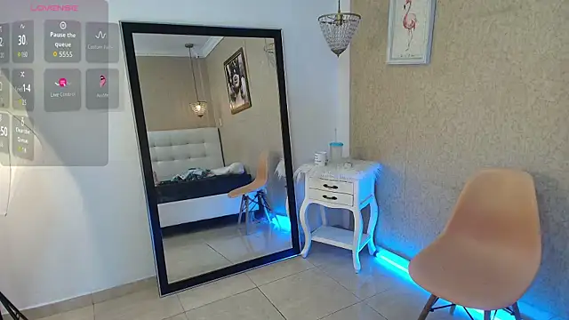 Miladiosa online show from 10/24/25, 12:26