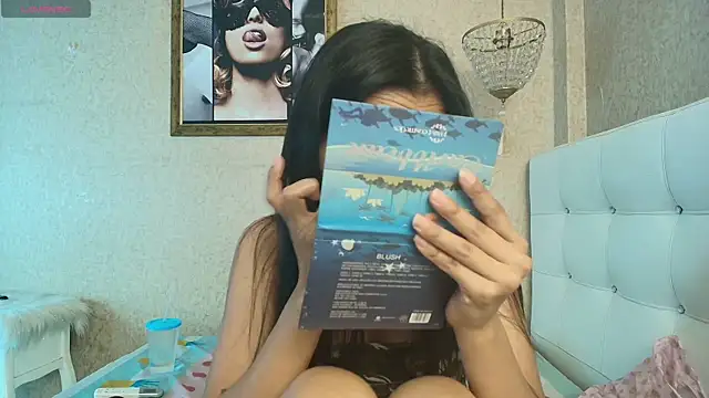 Miladiosa online show from 11/06/25, 12:09