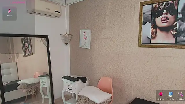 Miladiosa online show from 10/05/25, 11:56