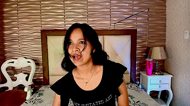Miladiosa online show from 05/24/26, 12:49