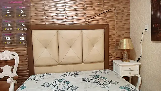 Miladiosa online show from 04/17/26, 01:25