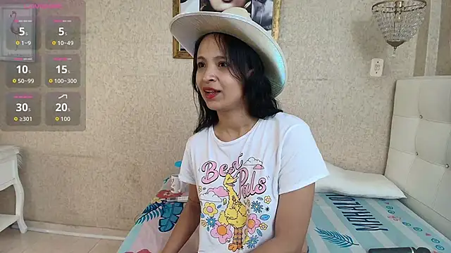 Miladiosa online show from 10/27/25, 11:44