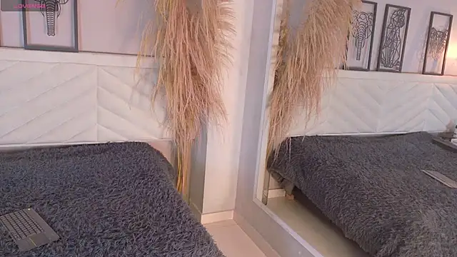 amy miller1 online show from 11/25/25, 08:31