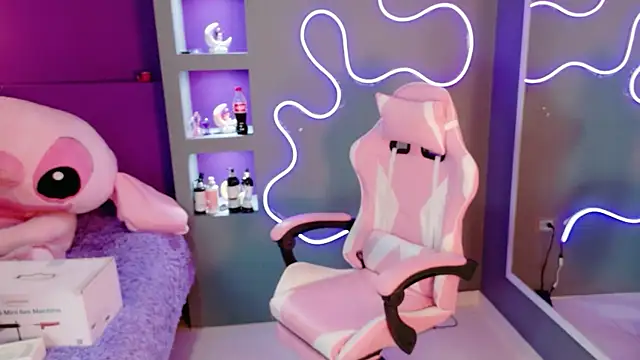 amy miller1 online show from 03/13/26, 08:25