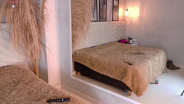 amy miller1 online show from 12/15/25, 08:47