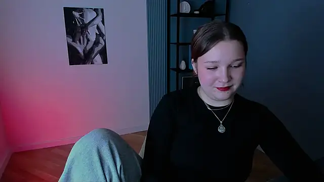 Snapshot of JaneByrd chatting on 11/13/25, 03:38 JaneByrd online show from 11/13/25, 03:38