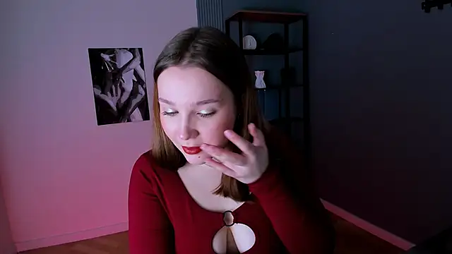 Snapshot of JaneByrd chatting on 12/21/25, 02:19 JaneByrd online show from 12/21/25, 02:19