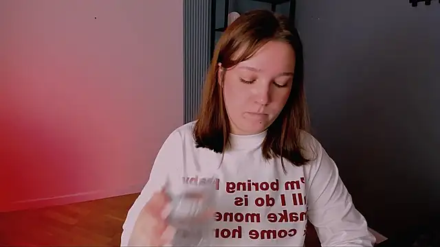 Snapshot of JaneByrd chatting on 11/02/25, 02:33 JaneByrd online show from 11/02/25, 02:33