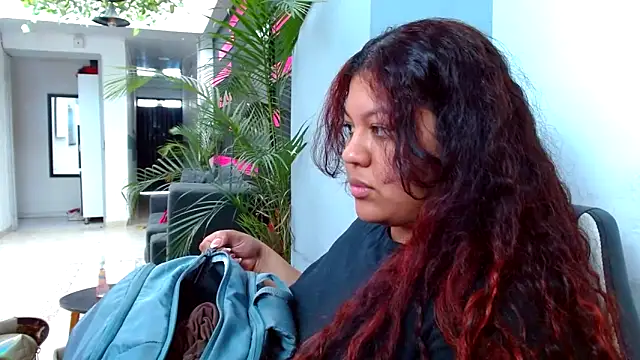 CloeStron online show from 11/28/25, 04:18