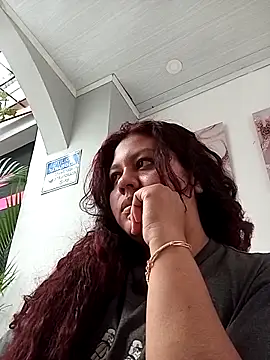 CloeStron online show from 10/29/25, 06:18