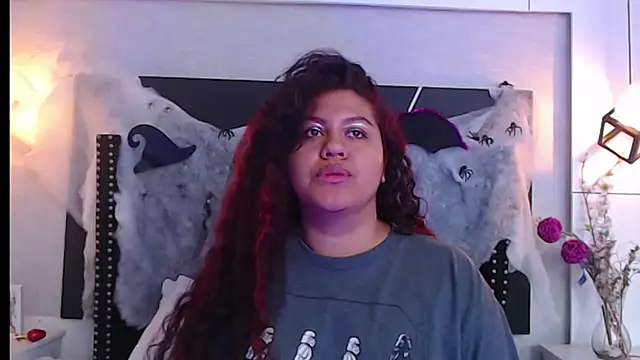 CloeStron online show from 10/24/25, 11:31