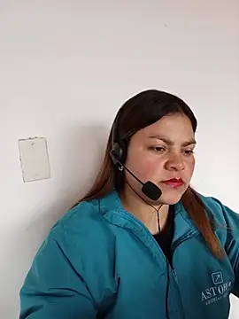 Snapshot of LUCIANA__99 chatting on 09/30/25, 03:18 LUCIANA 99 online show from 09/30/25, 03:18