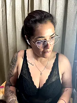 Snapshot of Camila_Garcia_ chatting on 09/21/25, 06:29 Camila Garcia online show from 09/21/25, 06:29