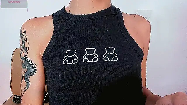 Snapshot of Prince_Lihan chatting on 01/09/26, 06:37 Prince Lihan online show from 01/09/26, 06:37