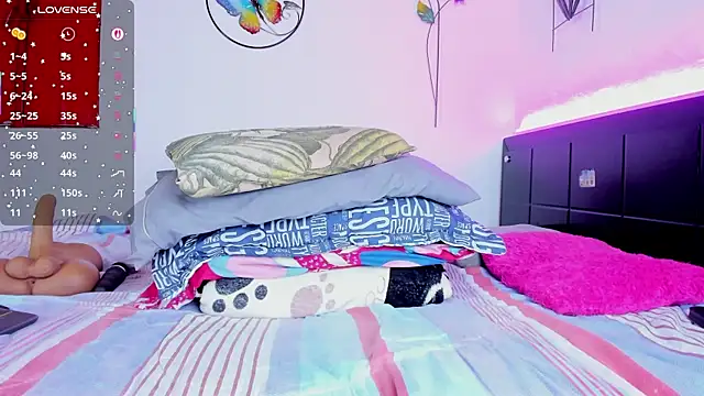  DulceFuego online show from 04/07/26, 10:17