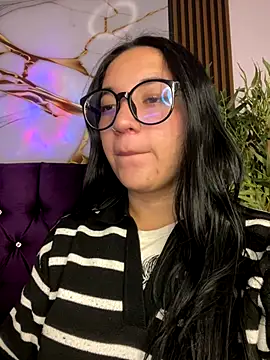 sara roy04  online show from 09/26/25, 03:57