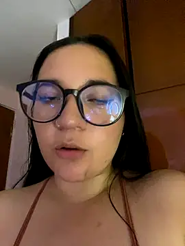 sara roy04  online show from 09/19/25, 03:21