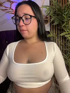 sara roy04  online show from 10/01/25, 04:06