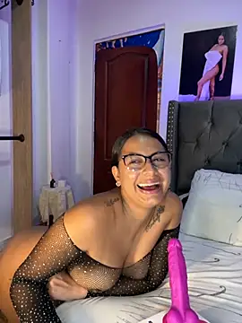 ema zoe online show from 11/27/25, 12:11