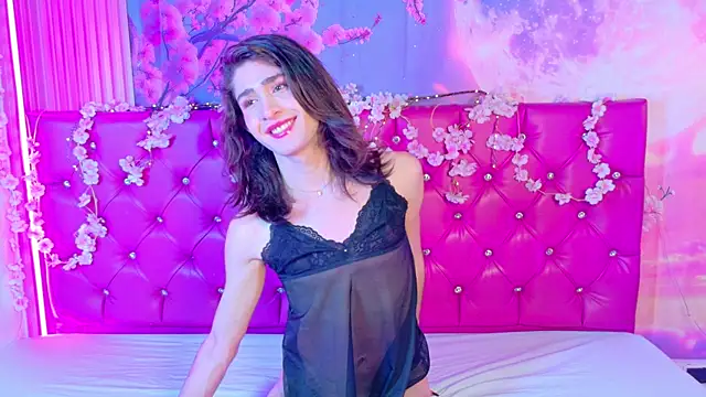 Snapshot of Lilith_Sex12 chatting on 12/17/25, 04:28 Lilith Sex12 online show from 12/17/25, 04:28