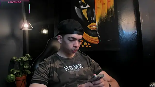 Eryonbradley online show from 12/04/25, 11:20