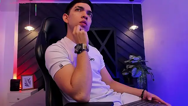 Eryonbradley online show from 01/13/26, 11:25