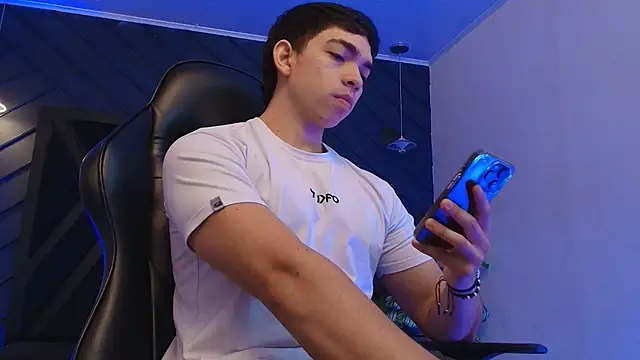 Eryonbradley online show from 03/03/26, 11:28