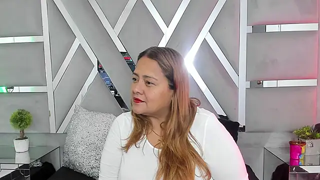 MonzerratBoyer online show from 03/12/26, 07:07