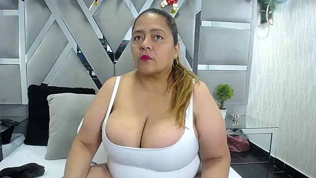 MonzerratBoyer online show from 01/14/26, 06:55