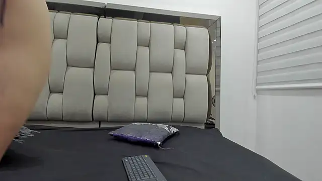 Snapshot of Mollyxketa1_ chatting on 10/09/25, 02:56 Mollyxketa1 online show from 10/09/25, 02:56