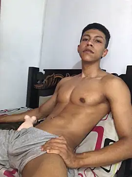 RickyEbony online show from 03/05/26, 06:15