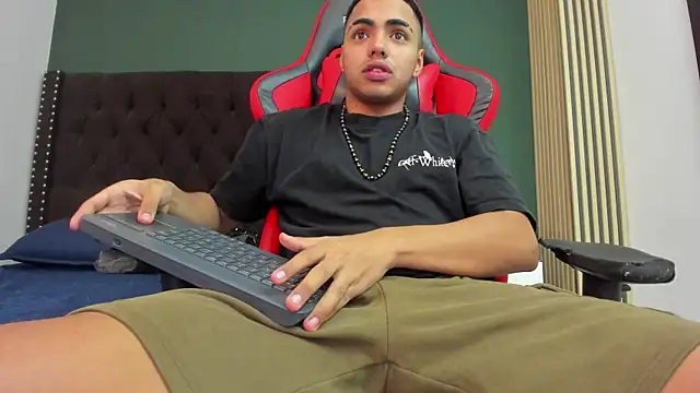 ares pain online show from 04/16/26, 07:36