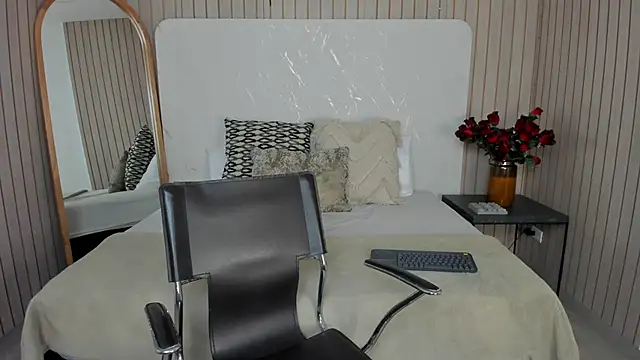 EmelyParker online show from 03/20/26, 03:40