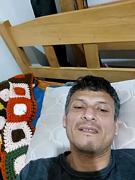 luislimafuego online show from 10/31/25, 01:13