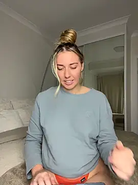 louiseberkeley online show from 05/21/26, 10:12