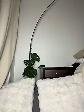 louiseberkeley online show from 05/29/26, 10:43