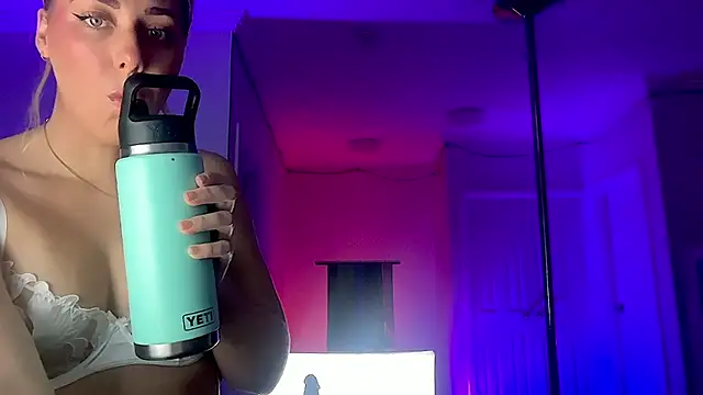 louiseberkeley online show from 02/24/26, 01:50