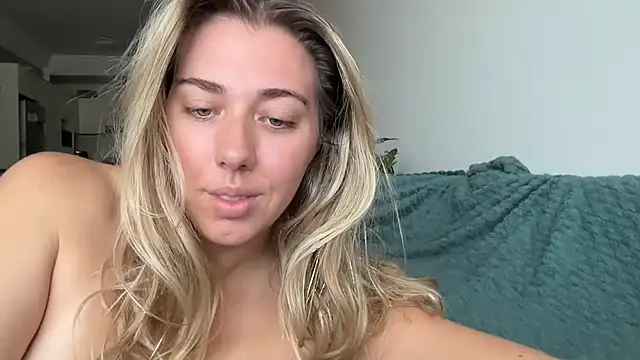 louiseberkeley online show from 02/11/26, 01:49