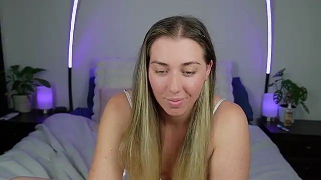 louiseberkeley online show from 10/07/25, 12:50