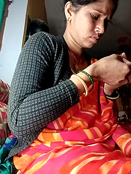 Snapshot of Sonam_pandeyji chatting on 02/21/26, 11:56 Sonam pandeyji online show from 02/21/26, 11:56